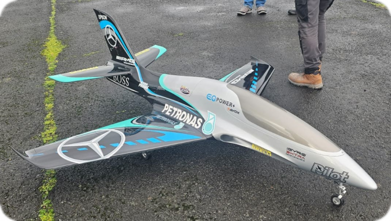 mikes predator jet 800 600 100